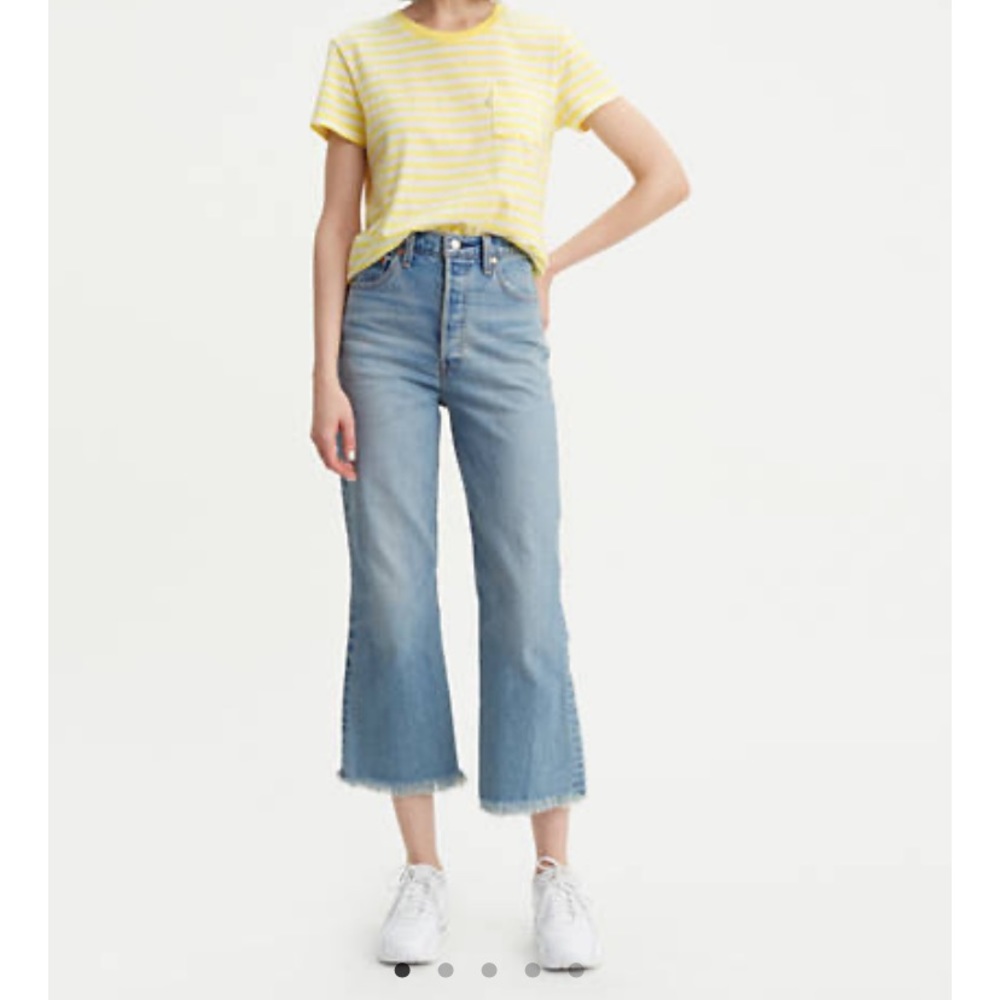 NWT Women's Levi's Ribcage Cropped Flare Jeans